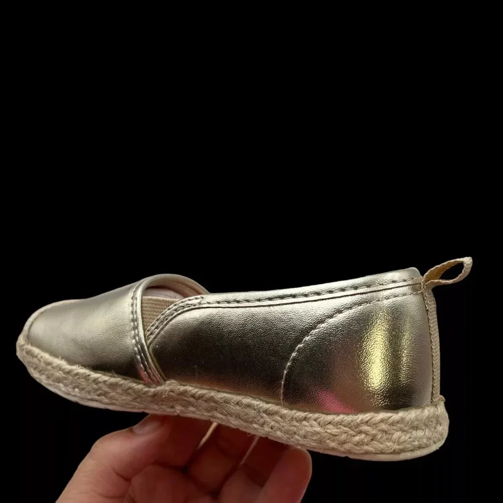 Oshkosh Toddler/Little Girls Slip-on Casual Shoe Size 10 Gold Metallic‎ Finish
